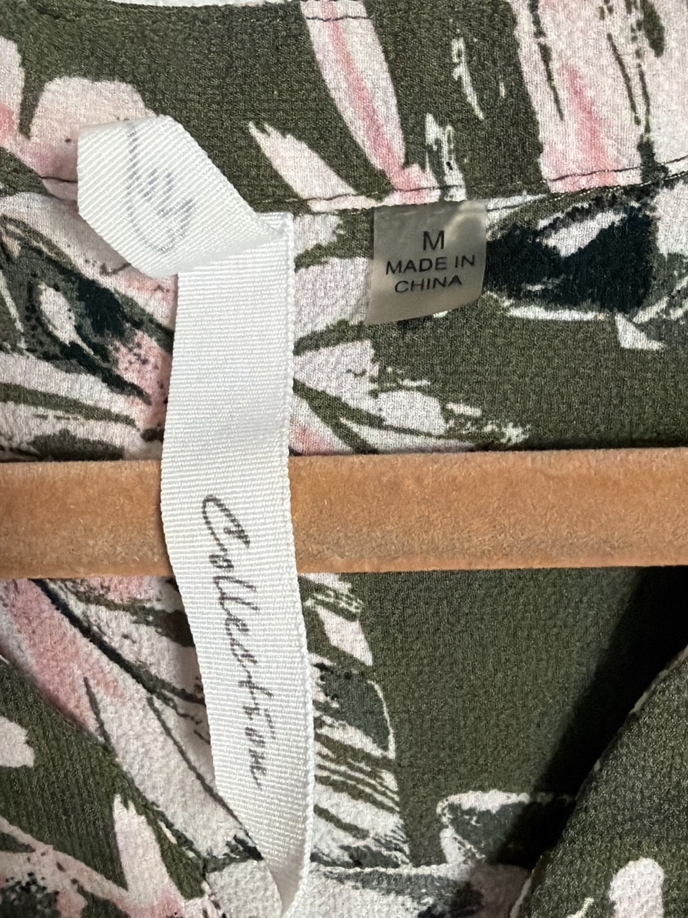 NY Collection Olive Green & Pink Floral Quarter Zip-Front Blouse - Size Medium - Picture 4 of 6